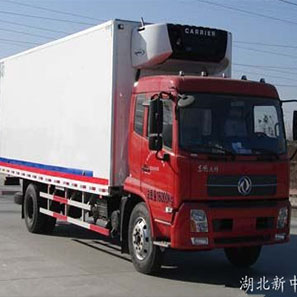 東風(fēng)天錦7.8噸冷藏車