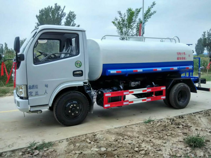 時(shí)風(fēng)園林綠化灑水車 灑水車價(jià)格