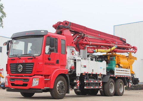 小型攪拌泵車攪拌機(jī)天拓小型攪拌泵車  泵車