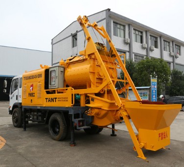 天拓重工移動(dòng)式攪拌輸送一體機(jī)湖南天拓重工機(jī)械有限公司車載泵，攪拌泵車，80車載泵，泵車銷售，客戶反饋質(zhì)量好的廠家，價(jià)格便宜