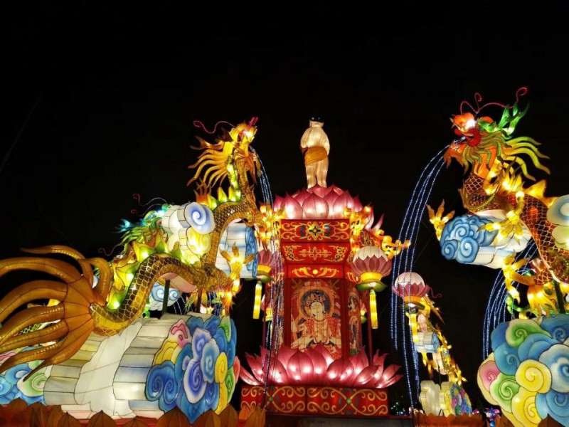 彩燈浴佛   選彩燈盡來(lái)自貢華騰彩燈 專業(yè)制作彩燈