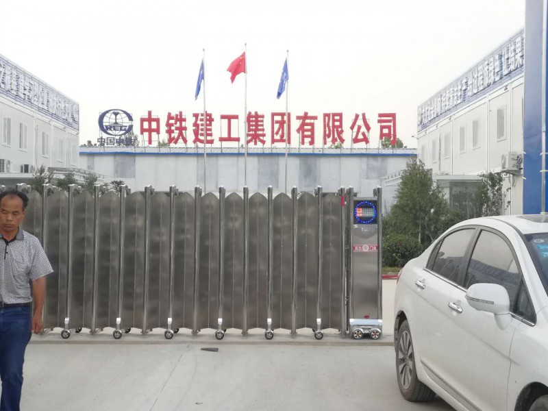 電動伸縮門 專業(yè)電動伸縮門 自動伸縮門 品質保證