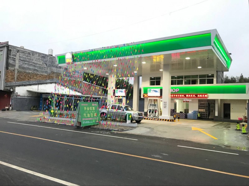 穩(wěn)定，快速，自動(dòng)化，凱旋門加油站電腦洗車機(jī)落戶新建加油站！