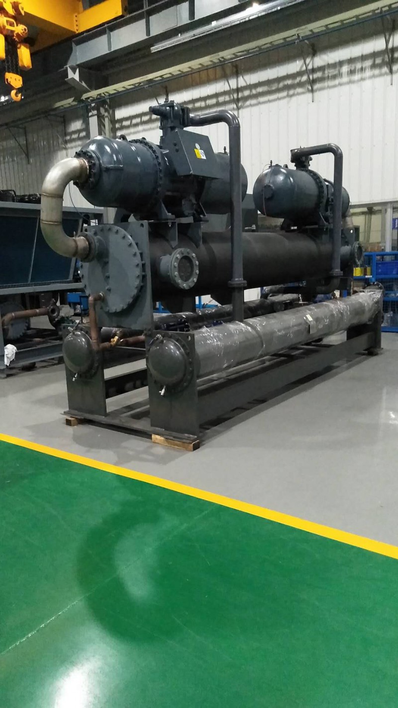 四川廠家直銷(xiāo)水冷螺桿式冷水機(jī) 超低溫冷水機(jī)價(jià)格