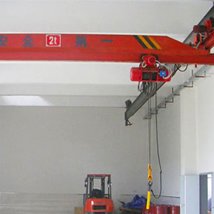 單梁橋式起重機(jī) 龍門(mén)吊，單梁起重機(jī)，雙梁起重機(jī)，龍門(mén)吊銷售，龍門(mén)吊租賃，龍門(mén)吊維修保養(yǎng)