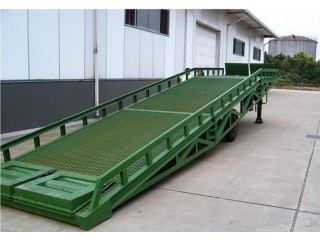 登車橋，全自行升降機(jī)，曲臂式升降機(jī)，導(dǎo)軌式升降機(jī)廠家直銷