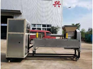 數(shù)控自動(dòng)防爆筒裝袋、扎口一體機(jī) 裝袋機(jī)