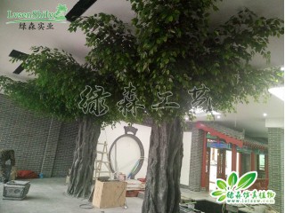 仿真榕樹(shù) 包柱榕樹(shù)  沈陽(yáng)仿真包柱榕樹(shù)批發(fā)安裝