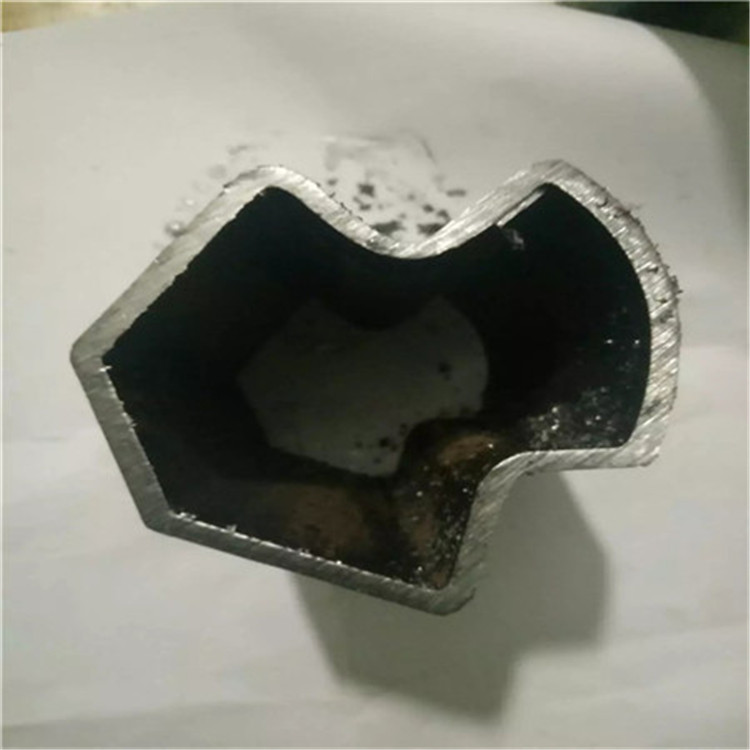 山東異型管廠現(xiàn)貨銷售 八字管 20號無縫方管 價(jià)格