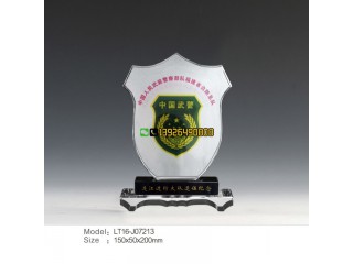 邊防大隊退伍紀(jì)念品 邊檢站光榮退休禮品 武警獎牌定做廠家