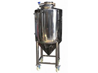 啤酒發(fā)酵罐,靜態(tài)冷卻發(fā)酵罐廠家價格
