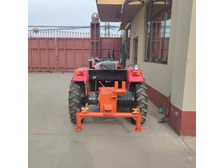 大馬力拖拉機(jī)絞磨牽引機(jī)橫軸 大功率四缸發(fā)動(dòng)機(jī)