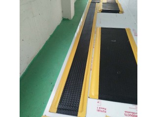 龍之凈緩解疲勞墊，防靜電工業(yè)膠墊，防疲勞腳墊工廠