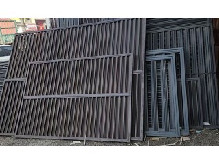 商業(yè)建筑空調(diào)外機護欄百葉窗廠家，河北滄州任丘空調(diào)罩